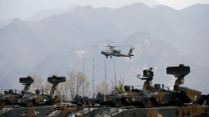 Una operación militar de Estados Unidos y de sus aliados contra Corea del Norte obligaría a Pionyang a responder con todos los medios disponibles, advierte el presidente del Comité de Exteriores del Consejo de la Federación de Rusia, Konstantín Kosachev, 