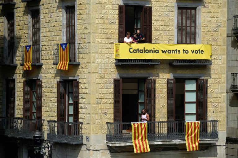 Rajoy pide a los independentistas catalanes asumir que "no va a haber" referéndum