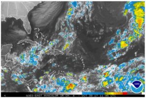 Pronostican aguaceros y tormentas eléctricas por sistema frontal y vaguada este lunes  