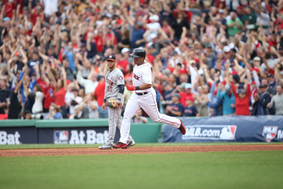 Novato dominicano hace historia con jonrón en postemporada