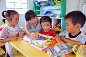 En China crean sistema para controlar abusas en guarderías 