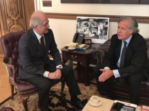 Ledezma llega a EE.UU para reunirse con secretario de la OEA