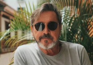 Demandarán a Ricardo Montaner por alegado incumplimiento de pago en Samaná