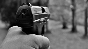 Un sicario asesinó por la espalda a un maestro de matemáticas a la salida de un bar en la localidad de Cuernavaca, estado de Morelos (México), 