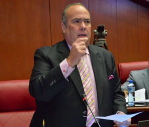 Senadores afirman reunión con ministro Administrativo no se habló de reelección 