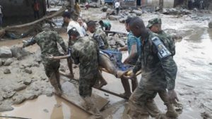 4 muertos y 19 desaparecidos dejan alud de barro en Colombia