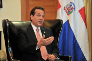 Ito Bisonó pide estudiar a profundidad proyecto de reforma a ley hidrocarburos
