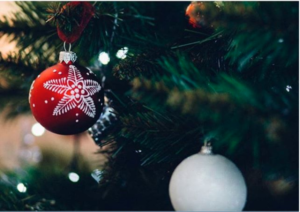 Cinco jóvenes perdieron la vida el martes en Guatemala al electrocutarse mientras decoraban un árbol de Navidad 