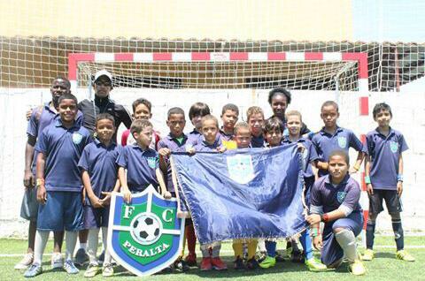 Escuela de fútbol Peralta FC realizará torneo navideño