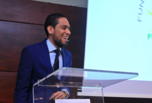 
Dominicano recauda 1 millón 25 mil pesos para construir centro Odontológico gratuito para personas necesitadas
