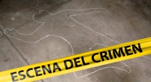 Hombre asesina esposa e hijos y luego se suicida 