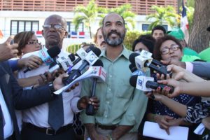 Marcha Verde se pronunciaron este miércoles frente al Congreso Nacional y repudiaron el silencio del presidente Danilo Medina sobre los casos de corrupción en el país.