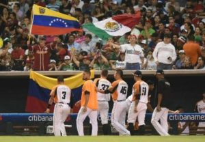 RD debuta con derrota en Serie del Caribe