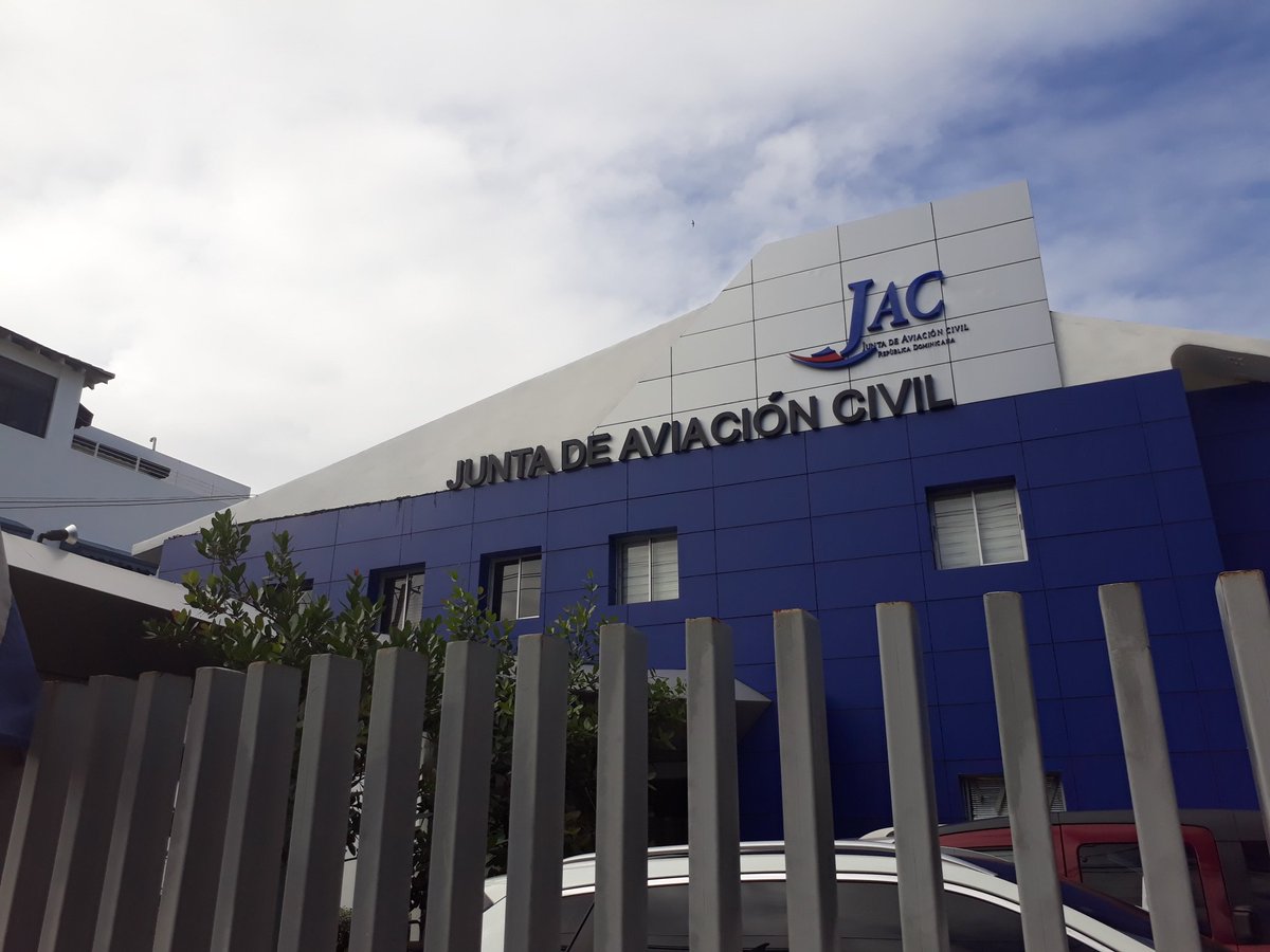 Autoridades de la JAC se reúnen con ejecutivos de Pawa y comisión investigadora