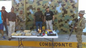 Decomisan 19 paquetes de presunta droga en San Juan