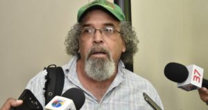 El padre Rogelio rechaza que tenga un hijo 