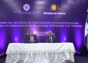 Mirex y Mitur suscriben acuerdo sobre promoción turística