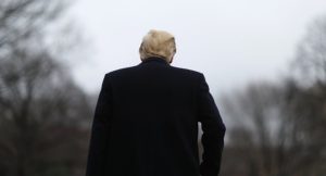 Trump prohíbe cualquier transacción con la criptomoneda de Venezuela