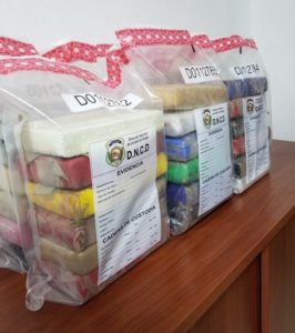DNCD OCUPA 37 PAQUETES PRESUMIBLEMENTE COCAÍNA EN EL DISTRITO NACIONAL