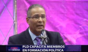 PLD capacita miembros en formación política

