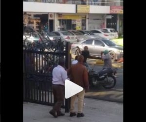 Pleito con machete: hombre hiere mujer y otras personas en palacio de justicia SFM