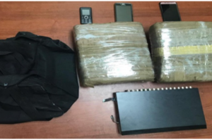 Apresan dos jóvenes con 20 libras de marihuana en Santiago