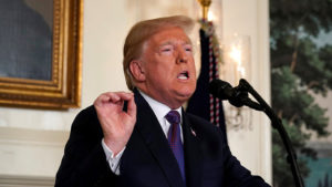 Trump acusa a Rusia y China de jugar al 