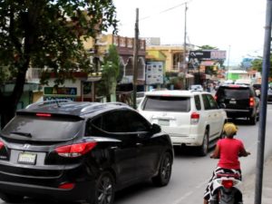 Retornan vacacionistas luego de feriado Semana Santa en Samaná