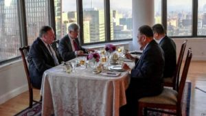 Pompeo y enviado norcoreano planifican cumbre entre Trump y Kim