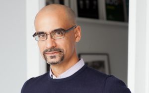 Sacan obras de Junot Díaz en varias librerías de Estados Unidos 