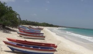 Ministro de Turismo vuelve a darle esperanzas a Pedernales sobre desarrollo turístico a corto plazo 