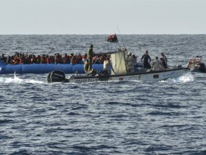 Túnez: al menos 60 personas mueren tras naufragar embarcación en la que viajaban 