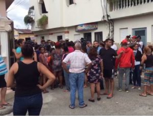 Motorizados matan joven a tiros en sector El Madrigal de SFM