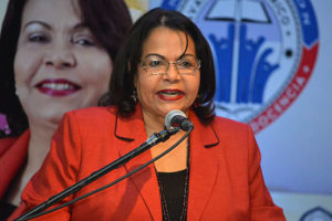 Emma Polanco llama docentes a votar temprano el 20 de junio; afirma representa el cambio en UASD 