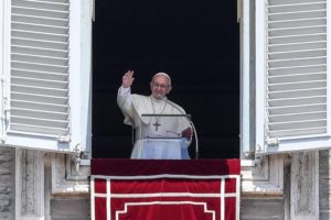 El papa lamenta la violencia en Nicaragua y aboga por el respeto y el diálogo