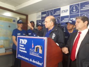 FNP saldrá a la calles a buscar firmas para un muro en la frontera con Haití