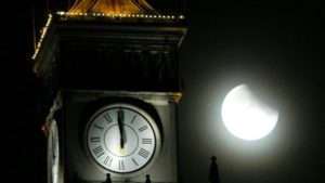 Proponen eliminar el cambio horario en la Unión Europea
