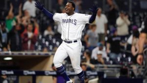  Franmil Reyes 