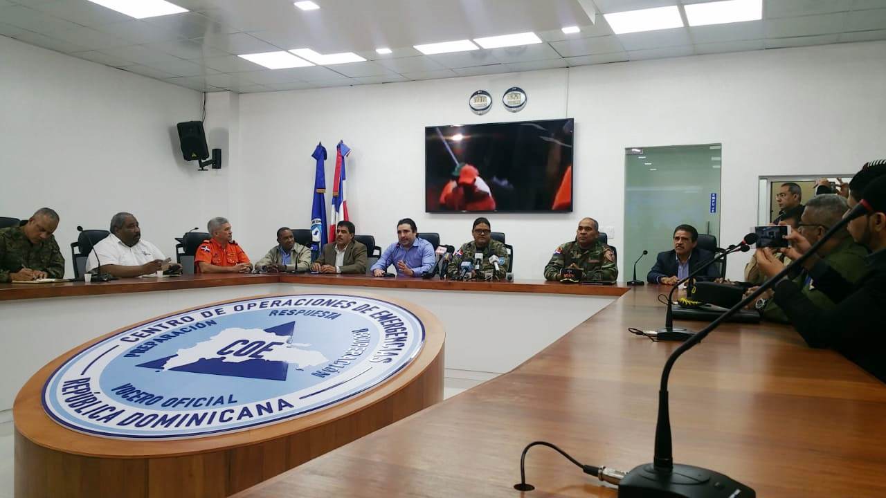 Siguen alertas para provincias este lunes