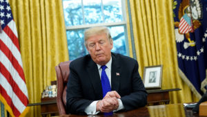 Director Google explica por qué aparecen fotos de Trump al buscar “idiota” en el buscador
