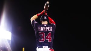 Bryce Harper pacta con Phillies por 13 temporadas y 330 millones de dólares 