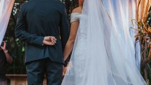 Mujer pide el divorcio tras su marido olvidar llevarle una hamburguesa