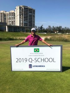 Golf: Willy Pumarol gana status en el PGA Latinoamérica