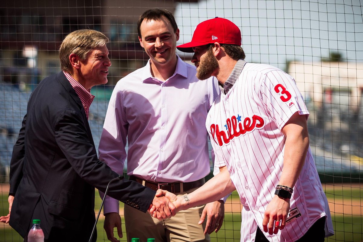 Filis de Filadelfia presentan formalmente a Bryce Harper
