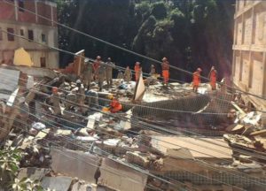 Al menos dos muertos tras derrumbe de dos edificios en Río de Janeiro