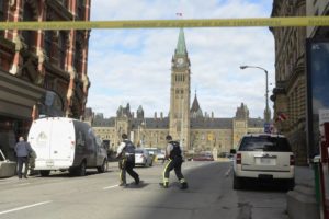 Tiroteo en el centro de Ottawa deja un muerto
