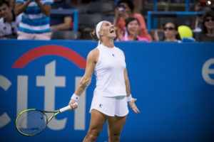 PM0566. Washington (United States), 05/08/2018.- Svetlana Kuznetsova of Russia celebrates her win over Donna Vekic in the women's finals match during the Citi Open tennis tournament at the Fitzgerald Tennis Center in Washington, DC, USA, 05 August 2018. (Abierto, Tenis, Rusia, Estados Unidos) EFE/EPA/PETE MAROVICH