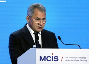 KOCH05. MOSCÚ (RUSIA), 24/04/2019.- El ministro de Defensa ruso, Serguéi Shoigú, interviene este miércoles durante la Conferencia de Seguridad Internacional que se celebra en Moscú, Rusia. EFE/ Yuri Kochetkov