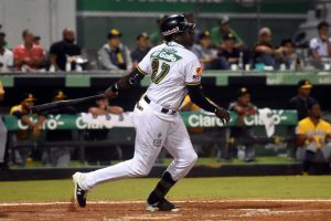 Héroe victoria Estrellas sobre las Águilas