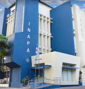 INAPA anuncia construcción de acueductos en Monte Plata con impuestos de la Barrick Gold